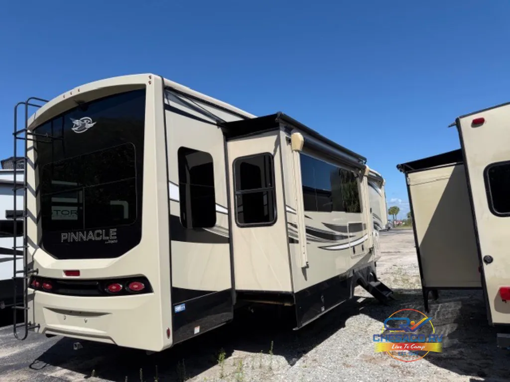 2021 Jayco Pinnacle 36FBTS, Photos photo 6
