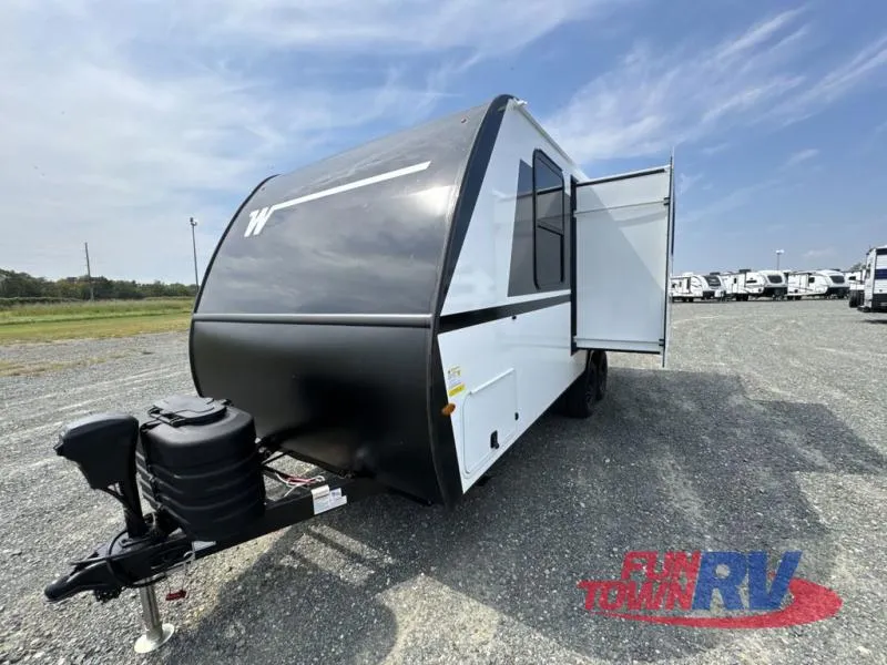 2026 Winnebago Micro Minnie 2108FBS - Photo 4
