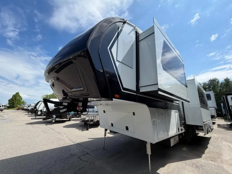 2026 Brinkley Model Z New    2700 - Photo 2