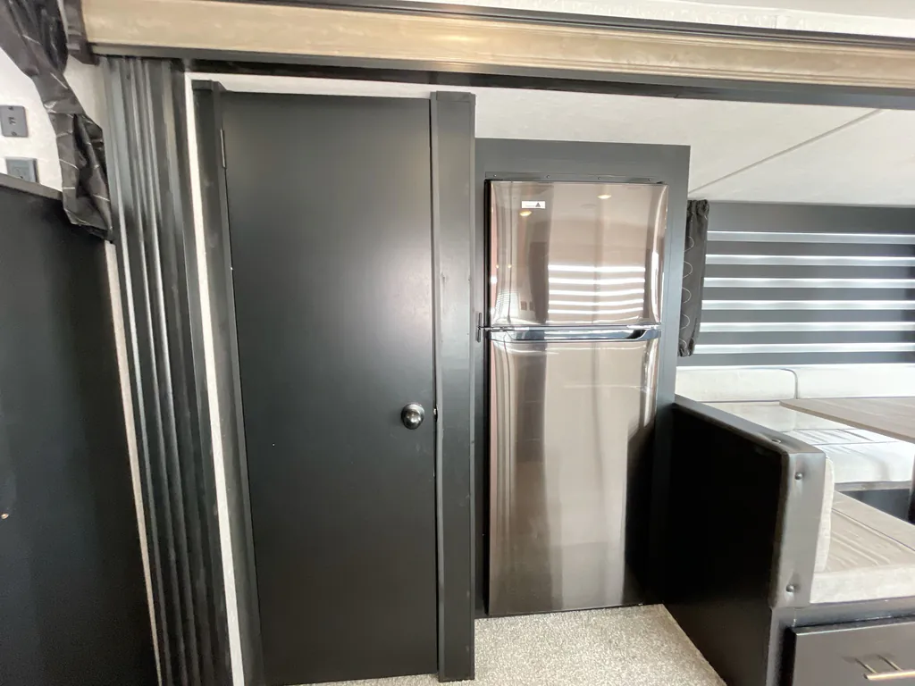 2022 Forest River Cherokee 274BRB, Photos photo 8