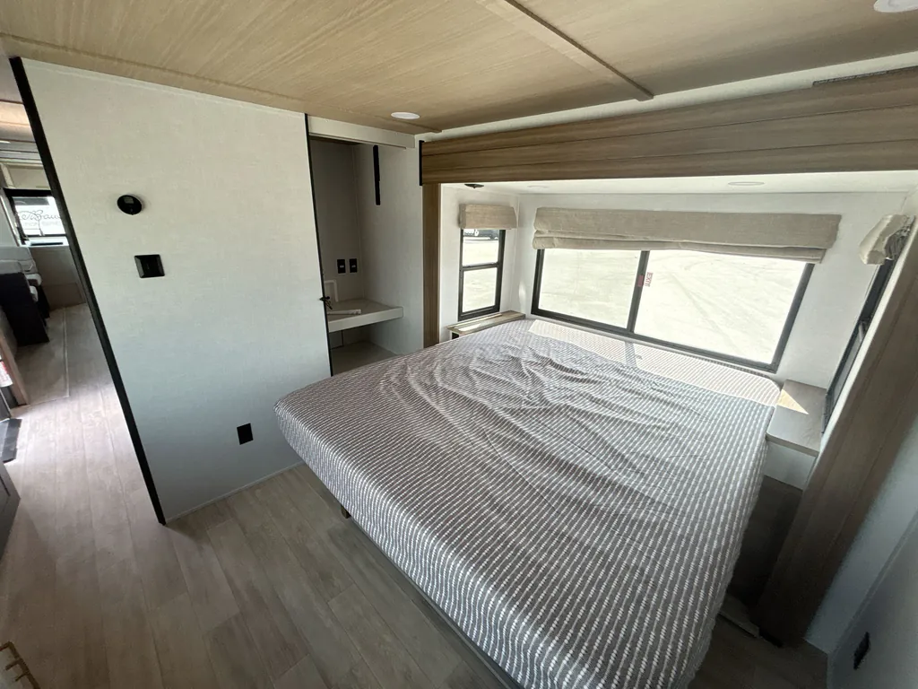 2027 Forest River Vibe 3400SB, Photos photo 14