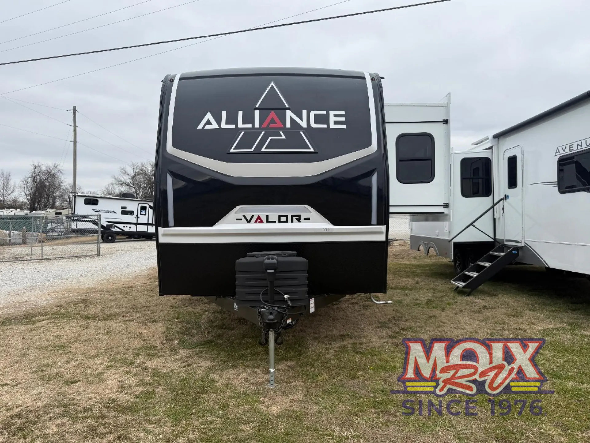 2026 Alliance RV Valor 27T14 - Photo 3