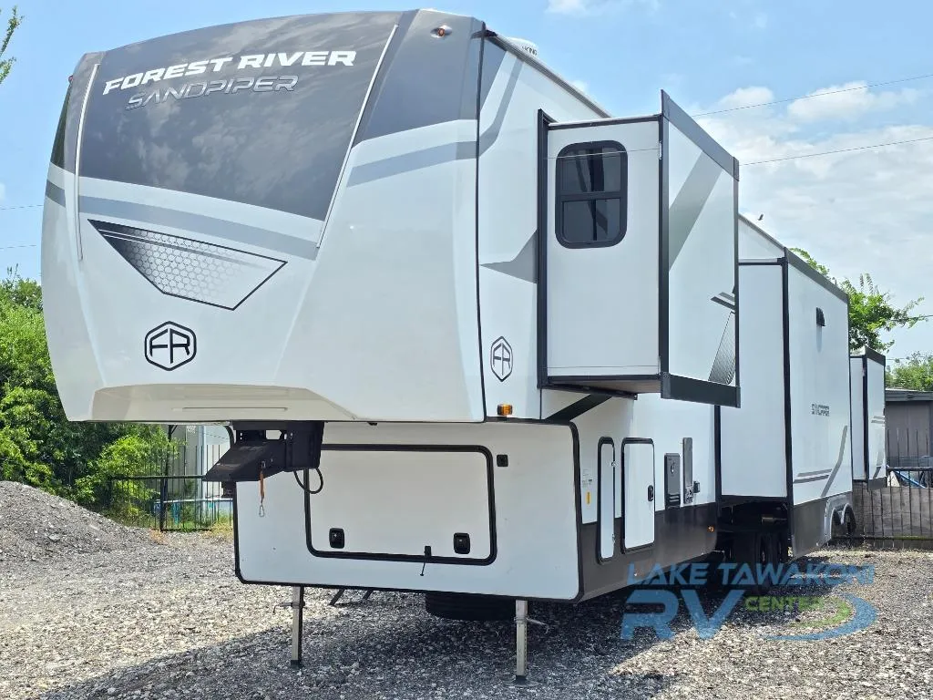 2025 Forest River Sandpiper 4002FB - Photo 3