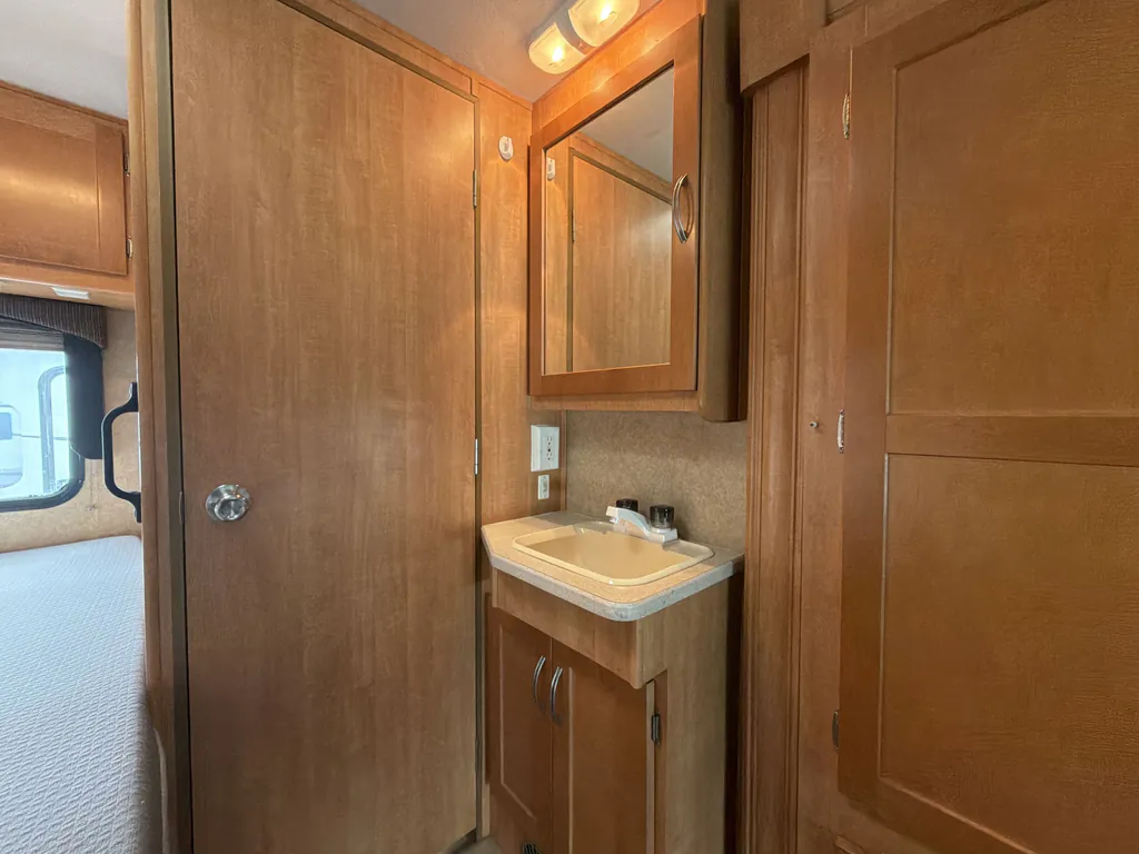 2010 Forest River Solera 24S, Photos photo 7