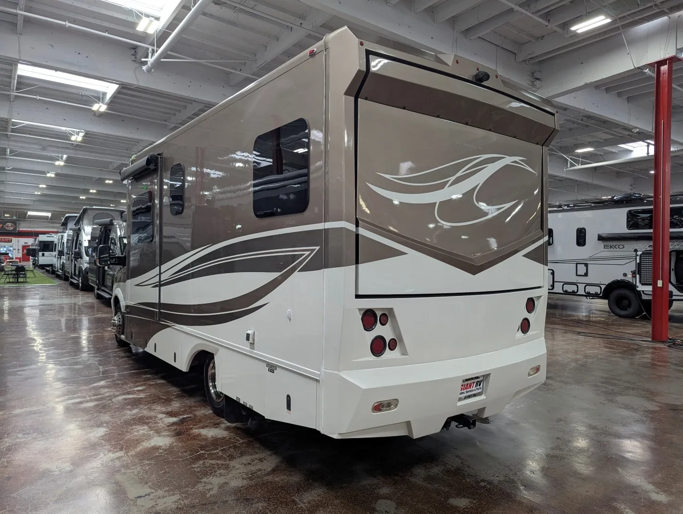 2015 RENEGADE Villagio 25QRS - Photo 4