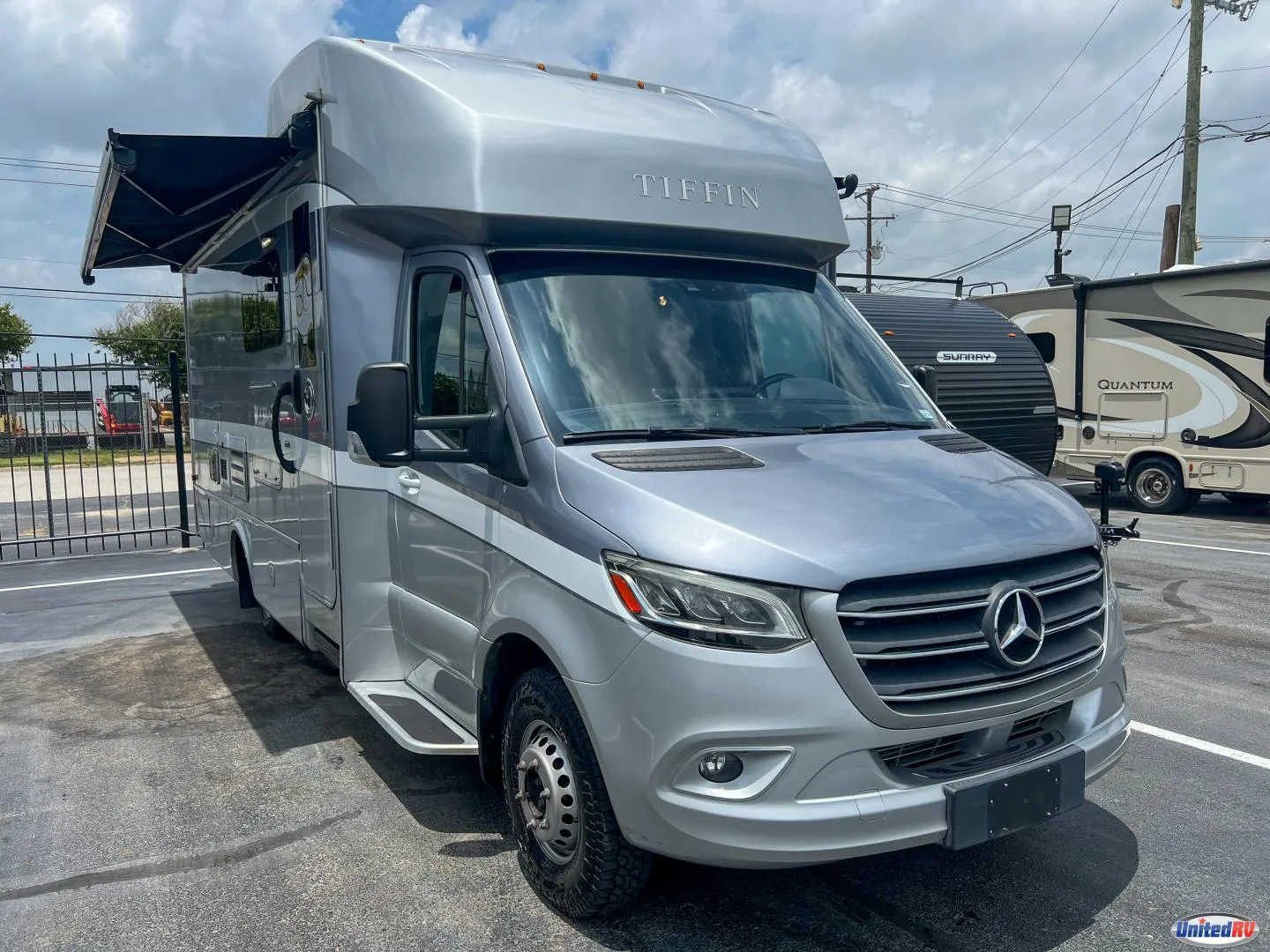 2021 Tiffin Wayfarer 25 RW - Photo 2