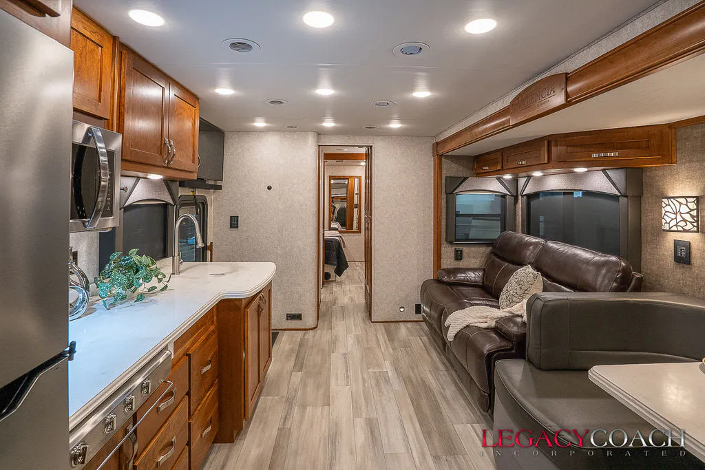 2022 Renegade RV Valencia 35MB - Photo 4