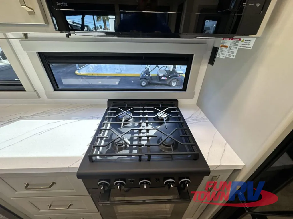 2026 Brinkley Model G 4170, Photos photo 25