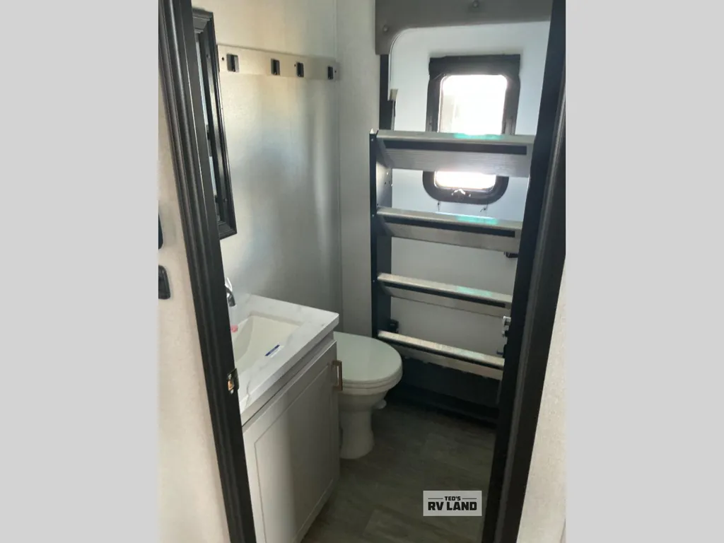 2027 Jayco North Point 391TBBH, Photos photo 32