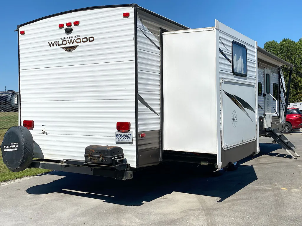 2018 Forest River Wildwood 31KQBTS, Photos photo 8
