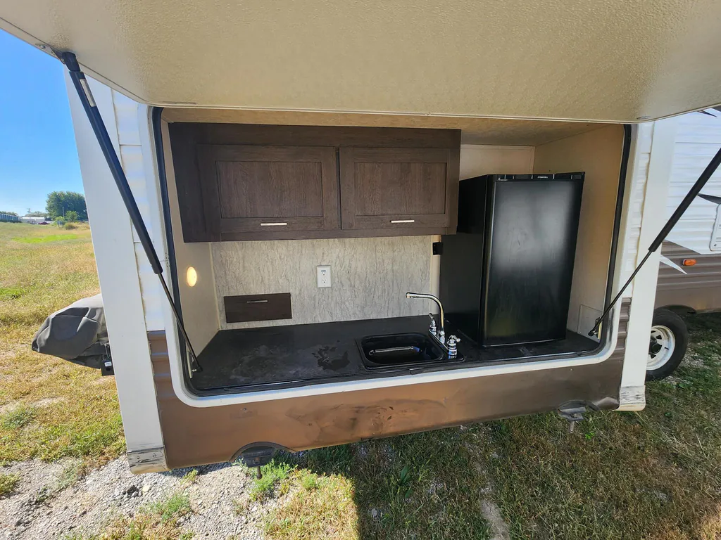 2019 Forest River Wildwood 31KQBTS, Photos photo 5