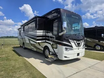2025 Tiffin Allegro Bus 40 IP - Photo 2