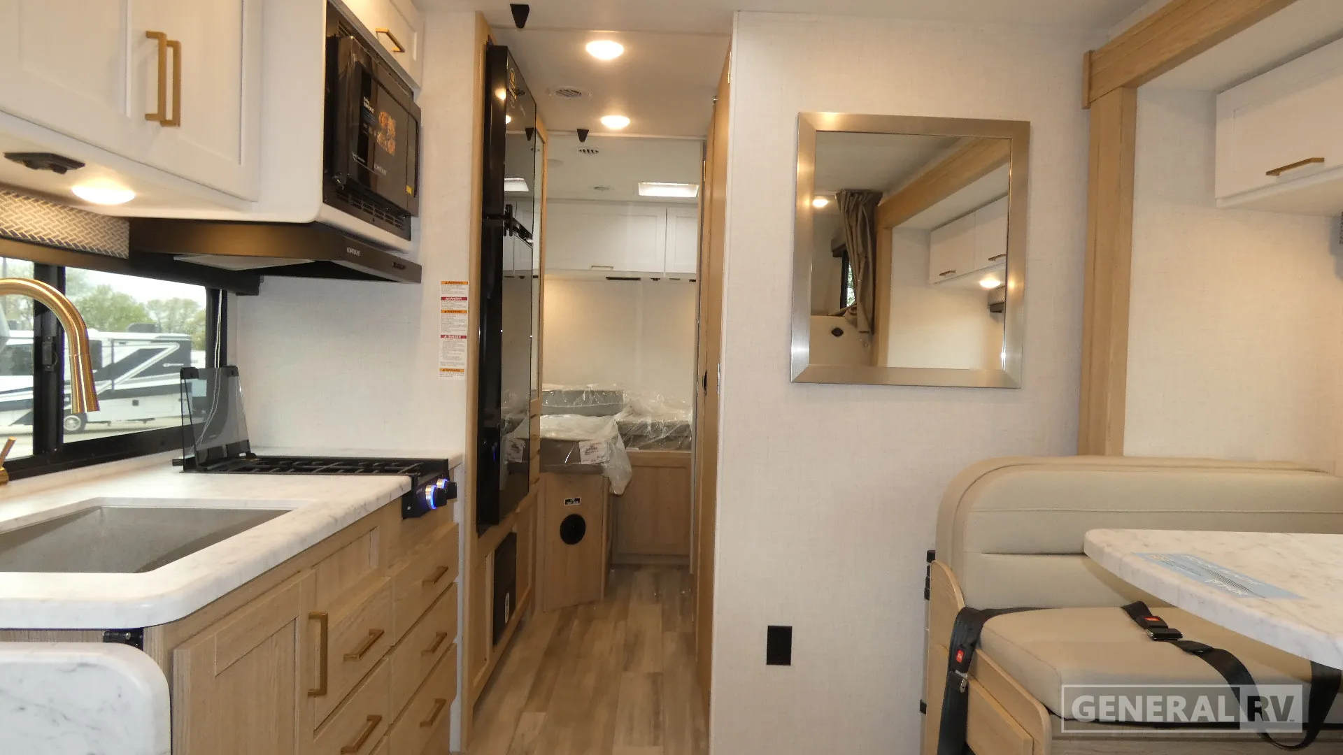 2026 Thor Motor Coach Four Winds 25Z - Photo 3