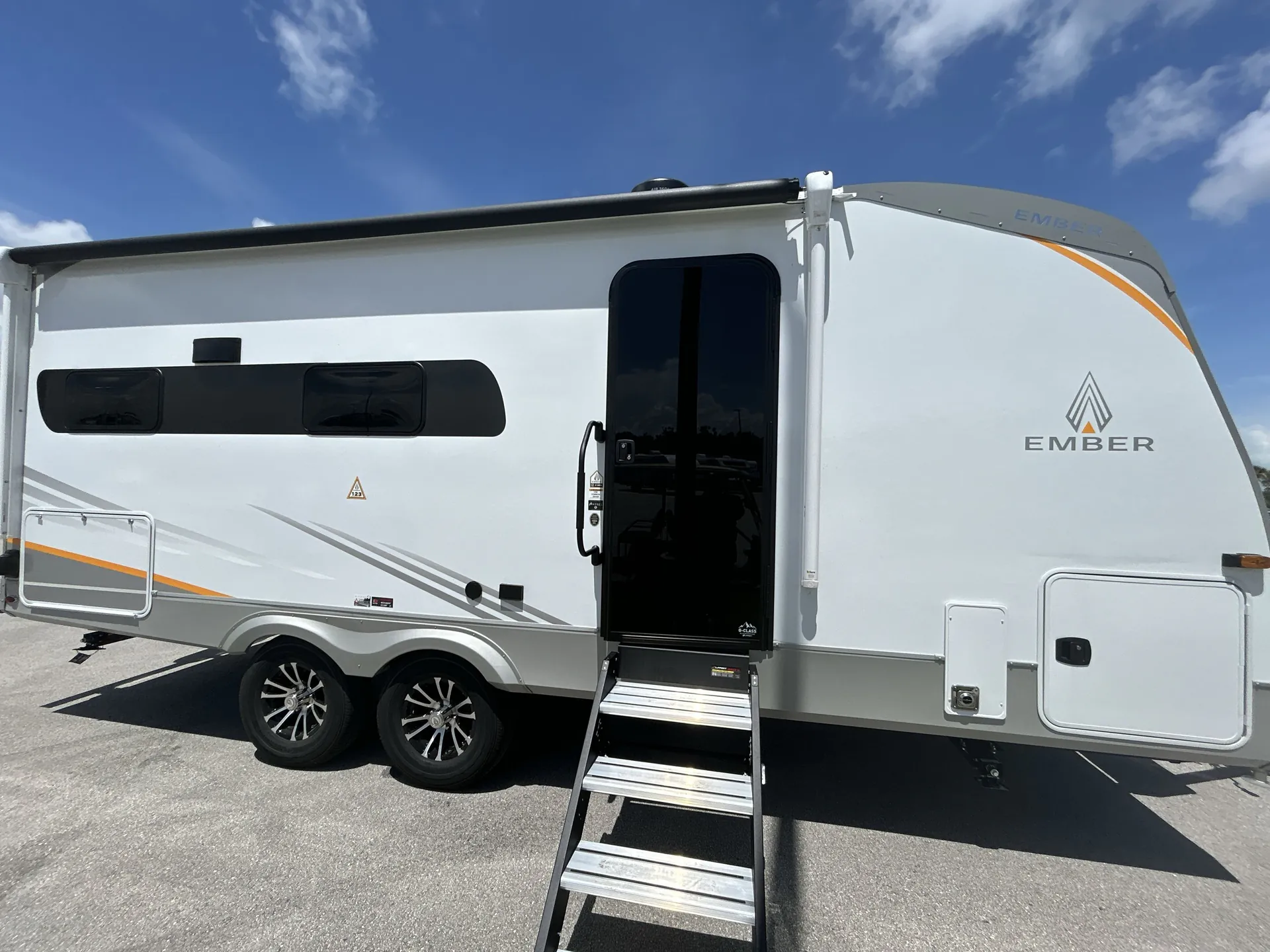 2025 Ember RV Touring Edition 21MRK - Photo 4