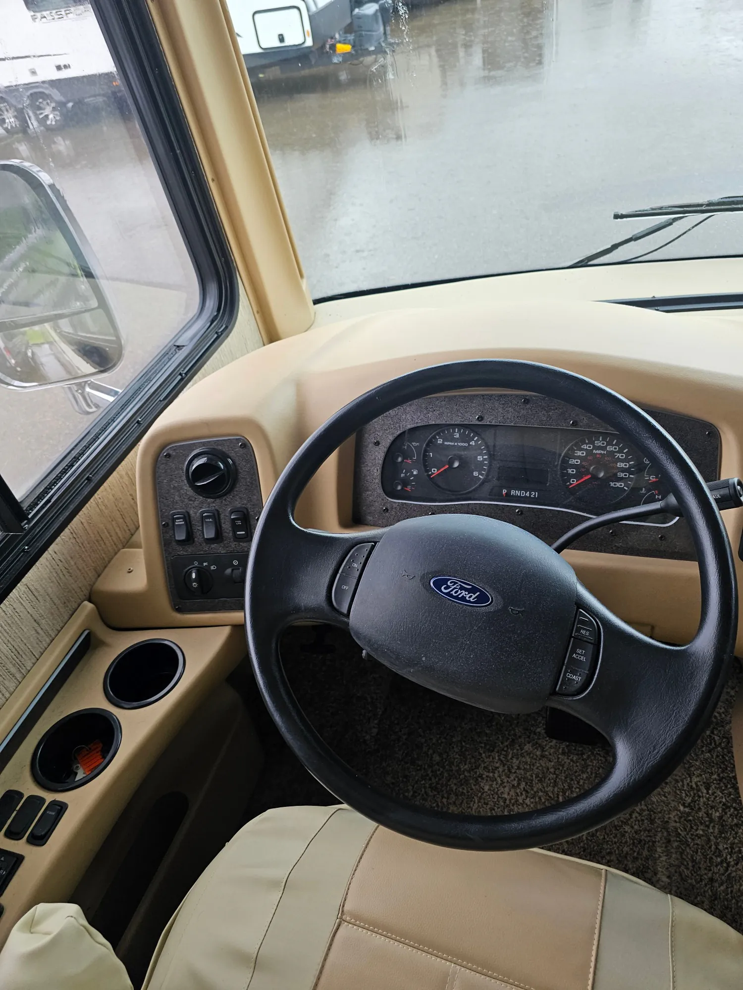 2016 newmar Canyon Star 3710 - Photo 3