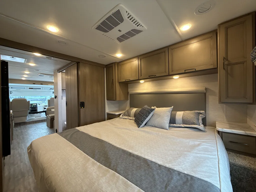 2026 Thor Motor Coach Freedom Traveler A29, Photos photo 19