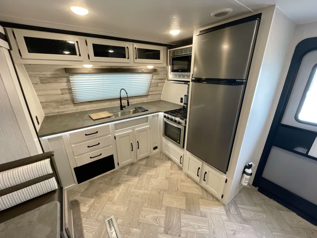 2022 Forest River Puma 26FKDS, Photos photo 9