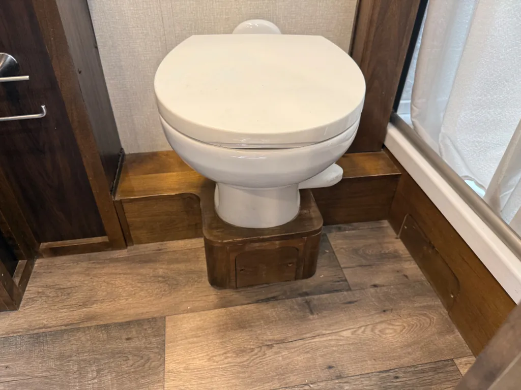 2019 Tiffin Wayfarer 24 FW, Photos photo 21