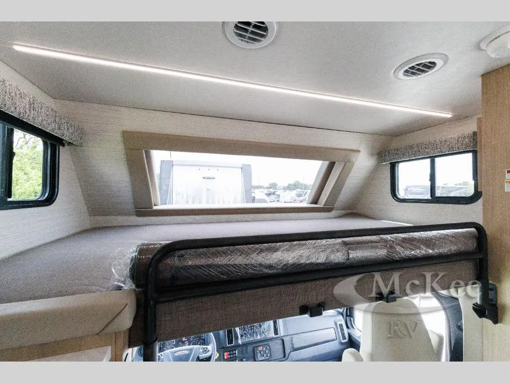 2027 Dynamax Corp Europa S 37CA - Photo 3