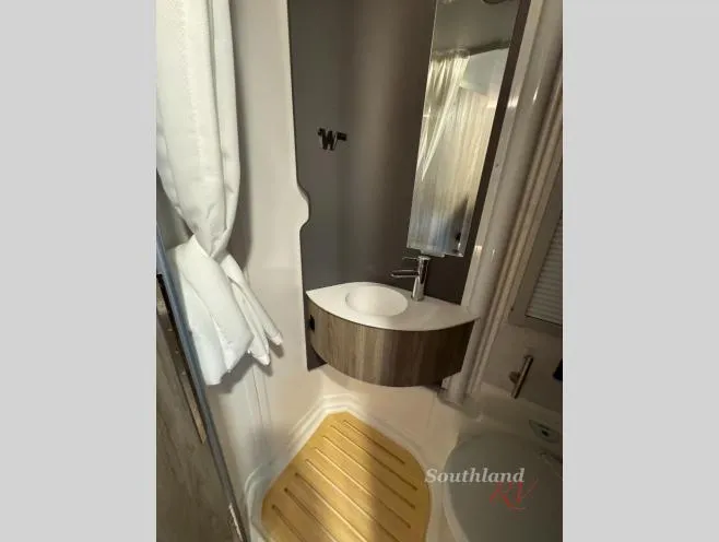 2027 Winnebago EKKO 22A - Photo 3