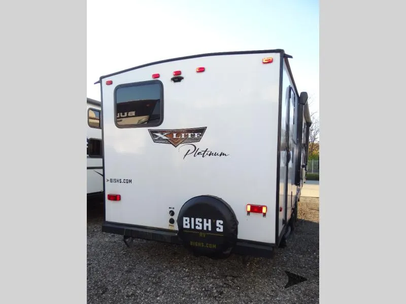 2023 Forest River Wildwood X-Lite 263BHXL - Photo 4