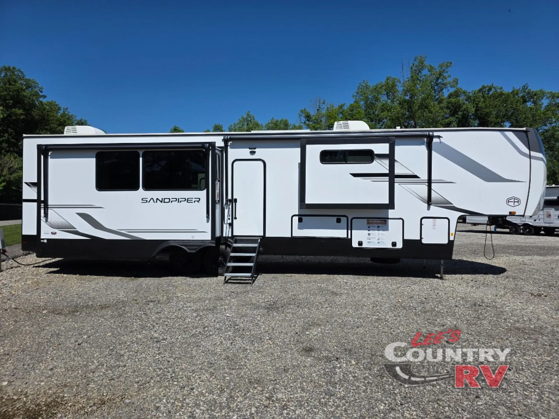 2026 Forest River Sandpiper 3800RK - Photo 3