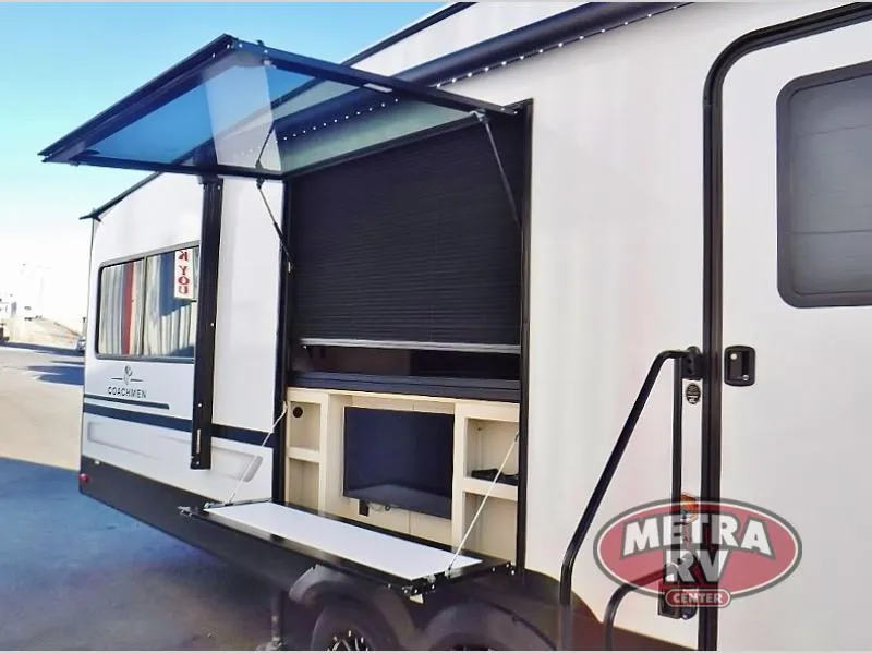 2026 Coachmen Chaparral Lite 27BAR - Photo 4