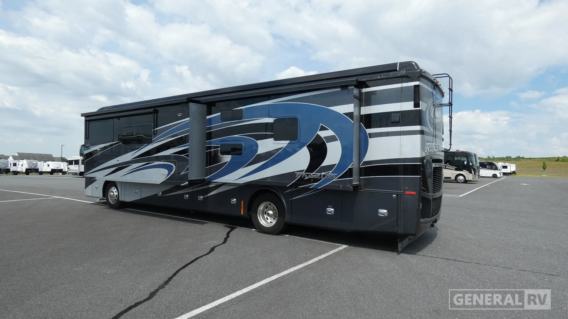 2021 Tiffin Phaeton 40 QKH - Photo 4
