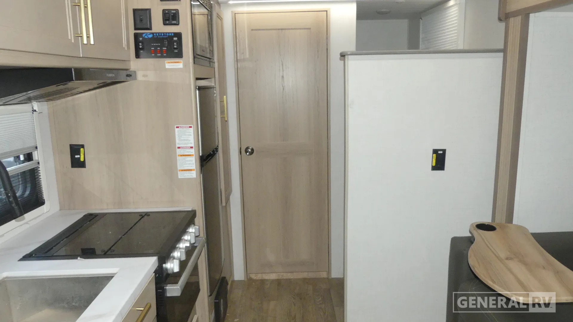 2025 Keystone Outback OBX 18BHS - Photo 3
