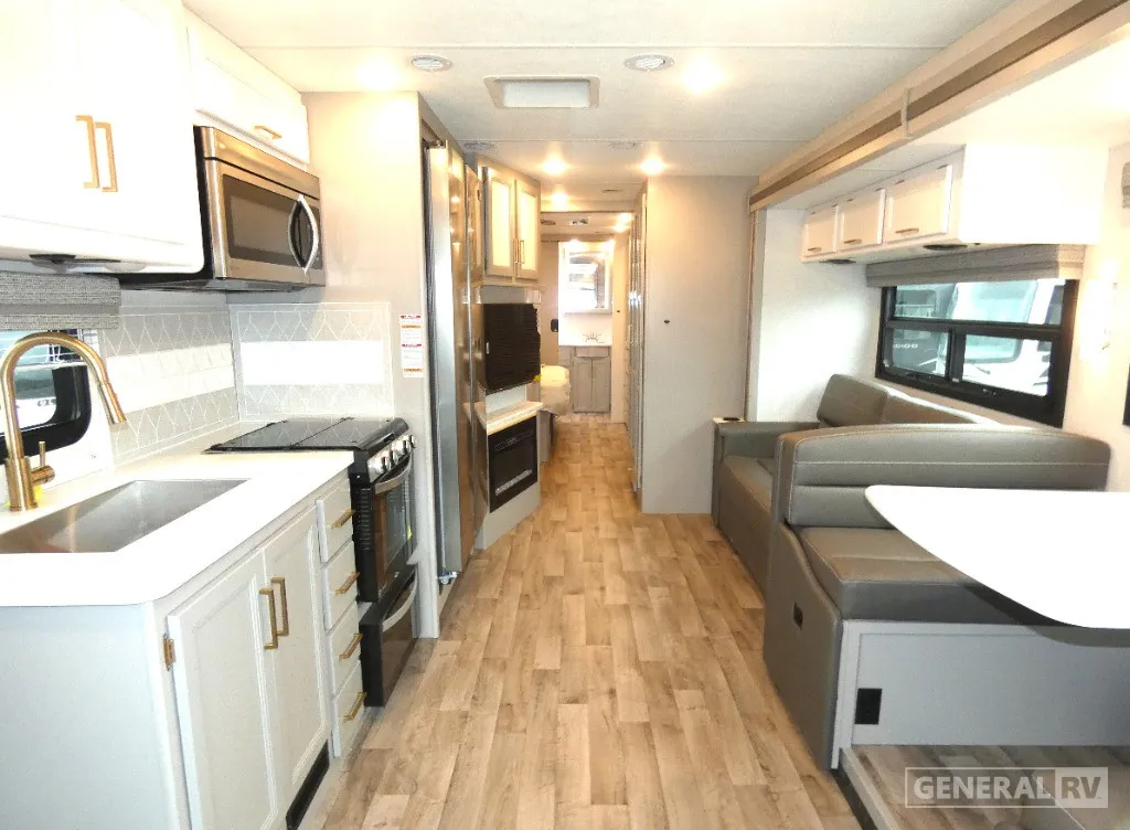 2026 Thor Motor Coach Hurricane 35G - Photo 3