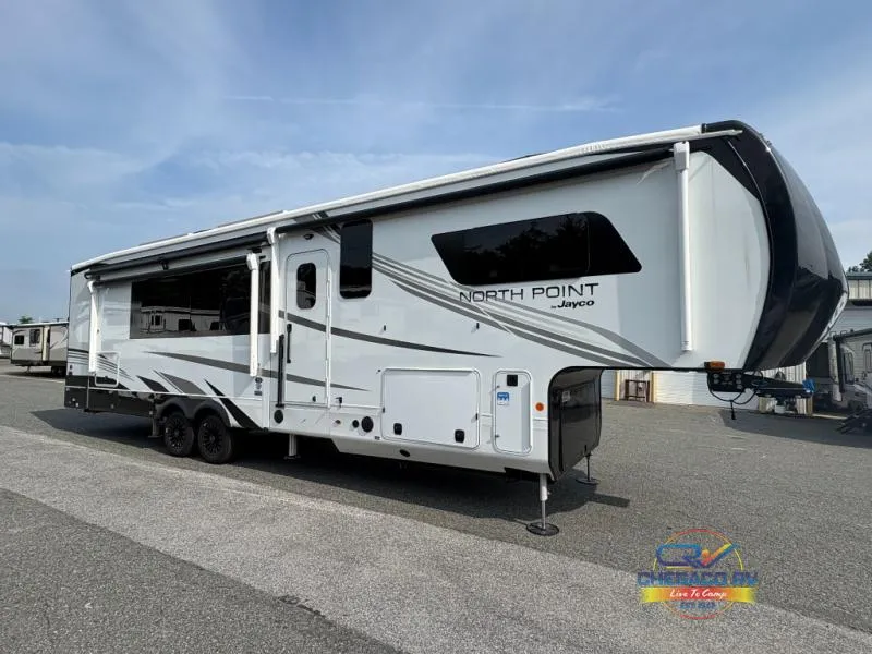 2026 Jayco North Point 365RKTS - Photo 3