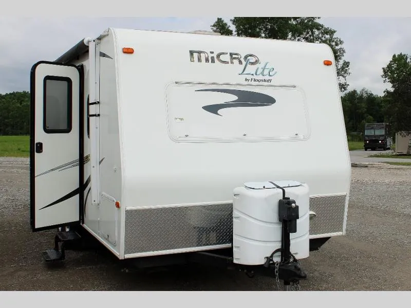 2014 Forest River RV Flagstaff Micro Lite 23LB - Main photo