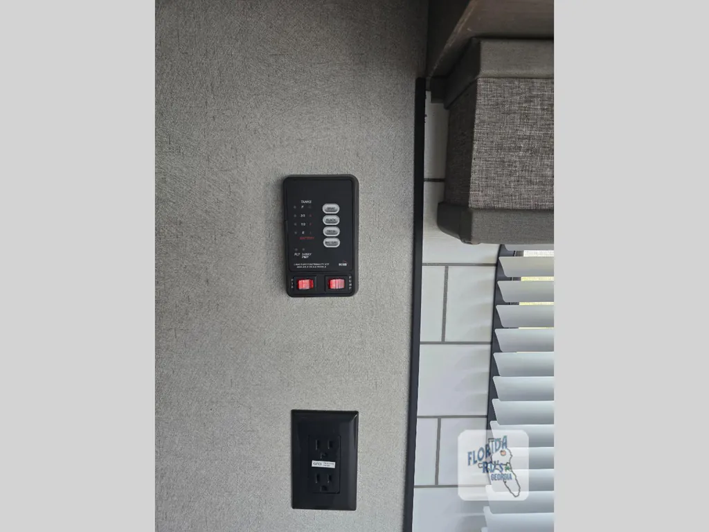 2021 Forest River XLR Micro Boost 25LRLE, Photos photo 27