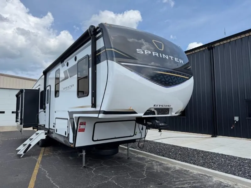 2026 Keystone Sprinter 3520RDS - Photo 4