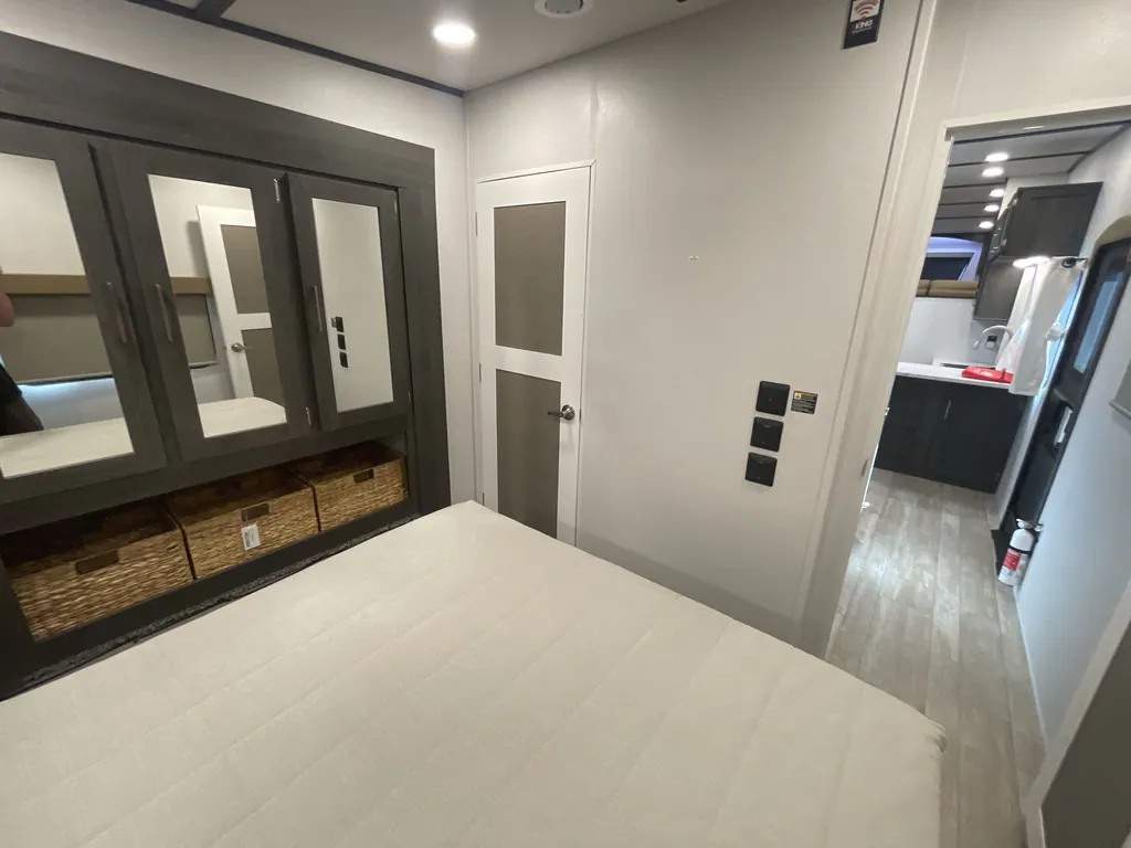 2025 Forest River Impression 320FL, Photos photo 12