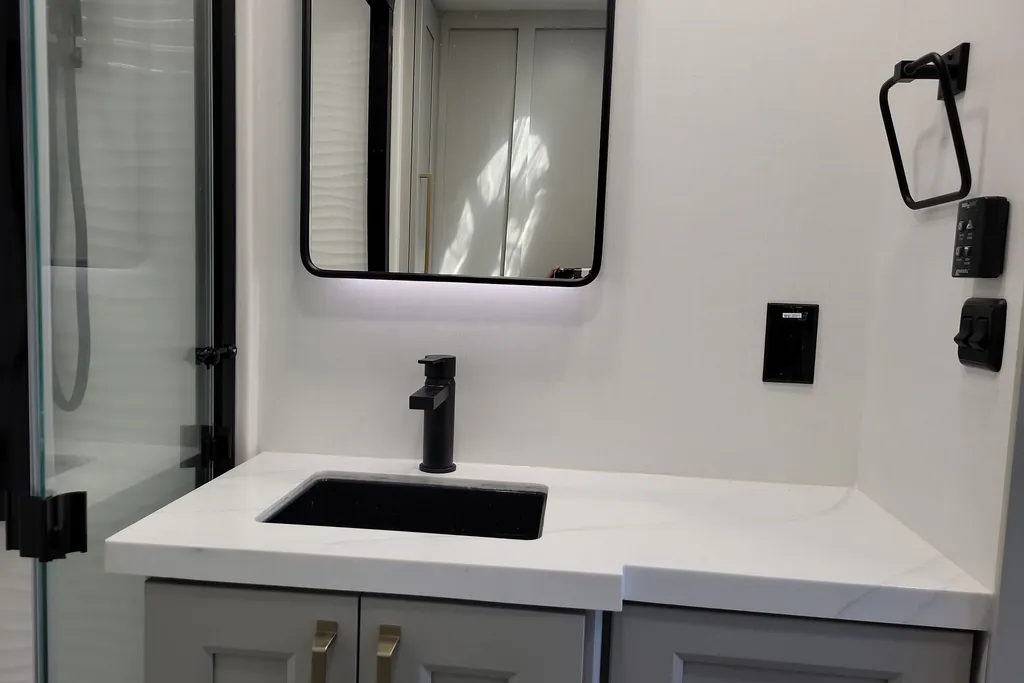 2025 Brinkley Model G 3500, Photos photo 38