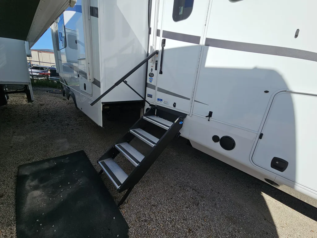 2026 Jayco North Point 395DSDB, Photos photo 42