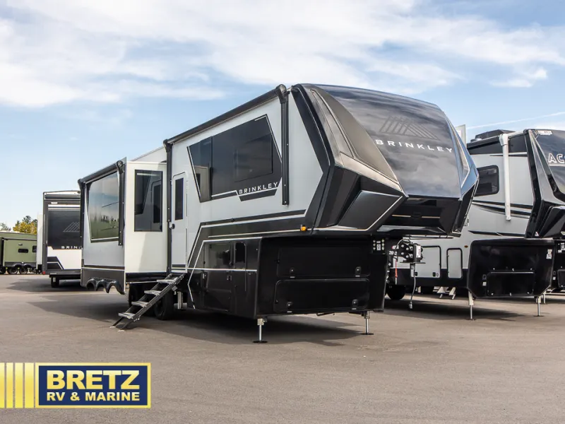 2026 Brinkley Model G 3250 - Photo 2