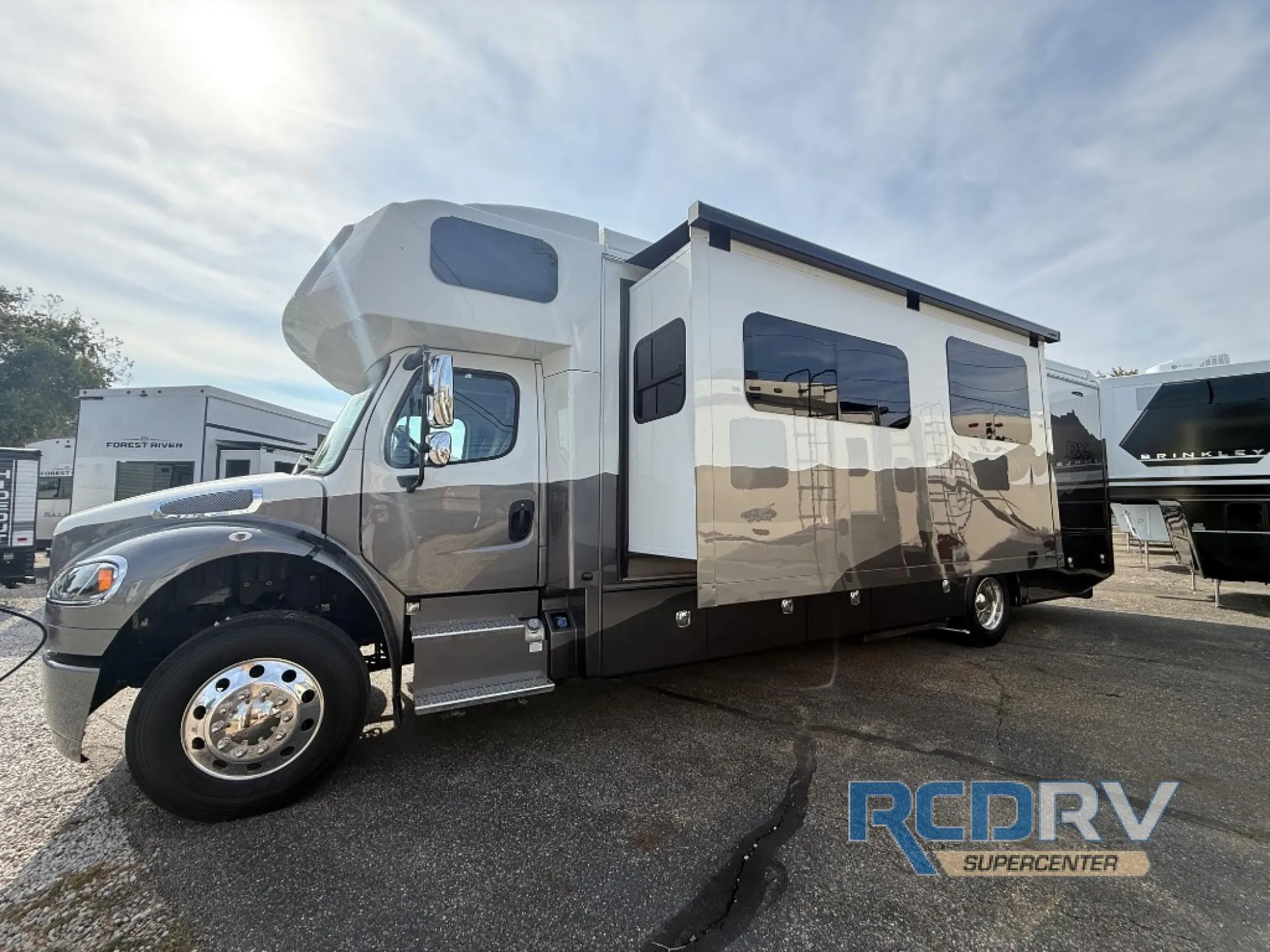 2023 Dynamax Corp DX3 34KD - Photo 3