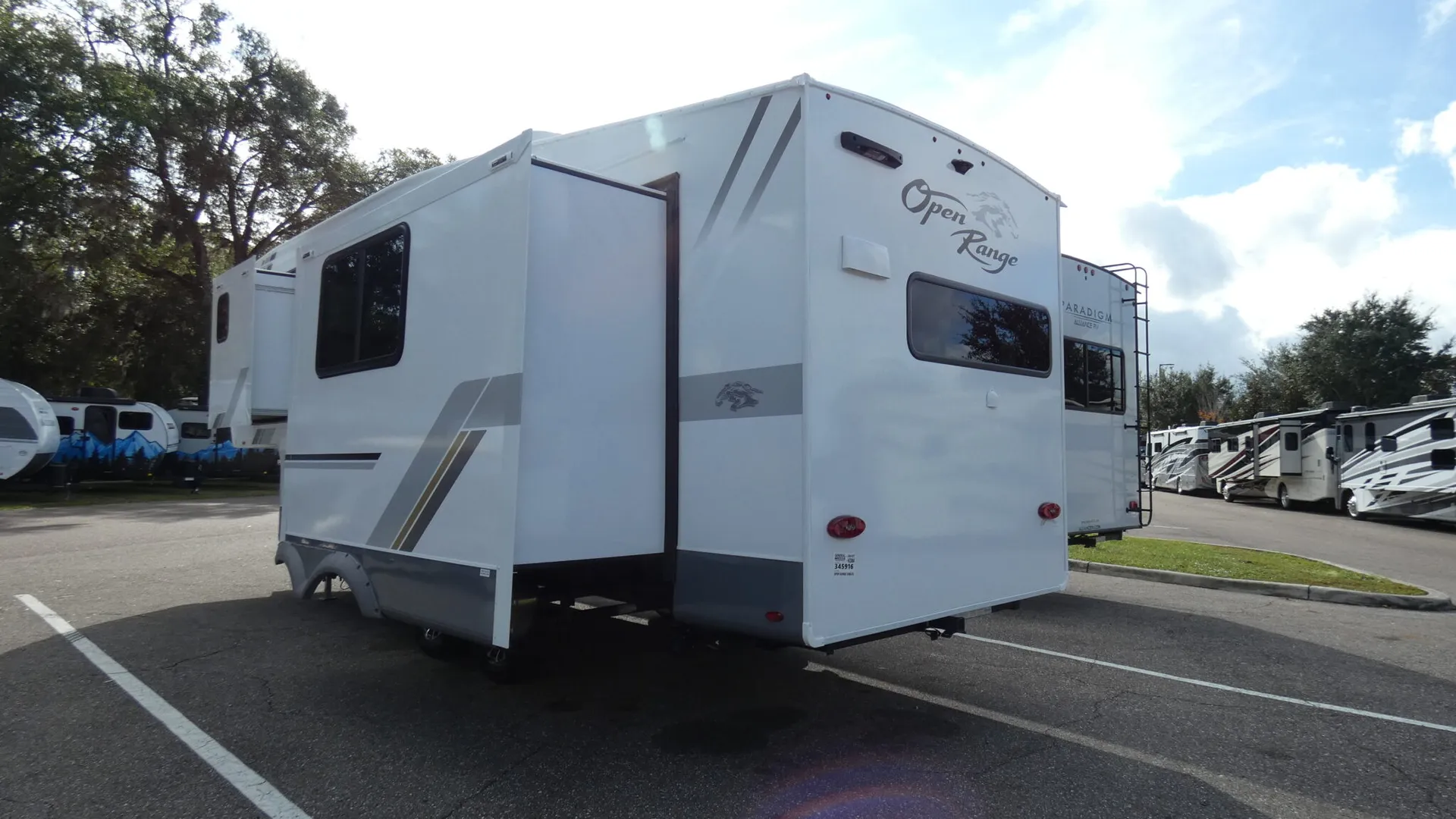 2026 Highland Ridge RV Roamer Light Duty 24MLDS - Photo 4