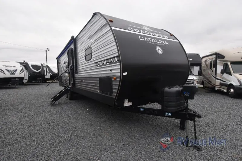 2026 Coachmen Catalina Legacy Edition 293TQBSCK - Photo 2