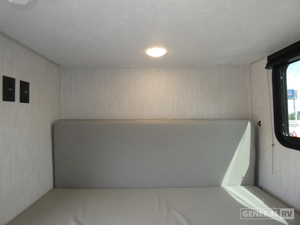 2025 Coachmen Clipper ROK 8000ROK - Photo 3