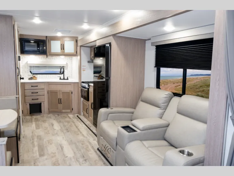 2026 Gulf Stream RV Ameri-Lite Ultra Lite 240RK - Photo 3