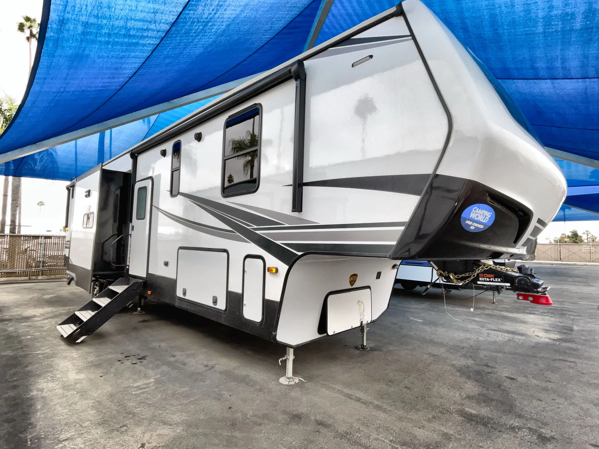 2022 CrossRoads Cruiser CR3851BL - Photo 2