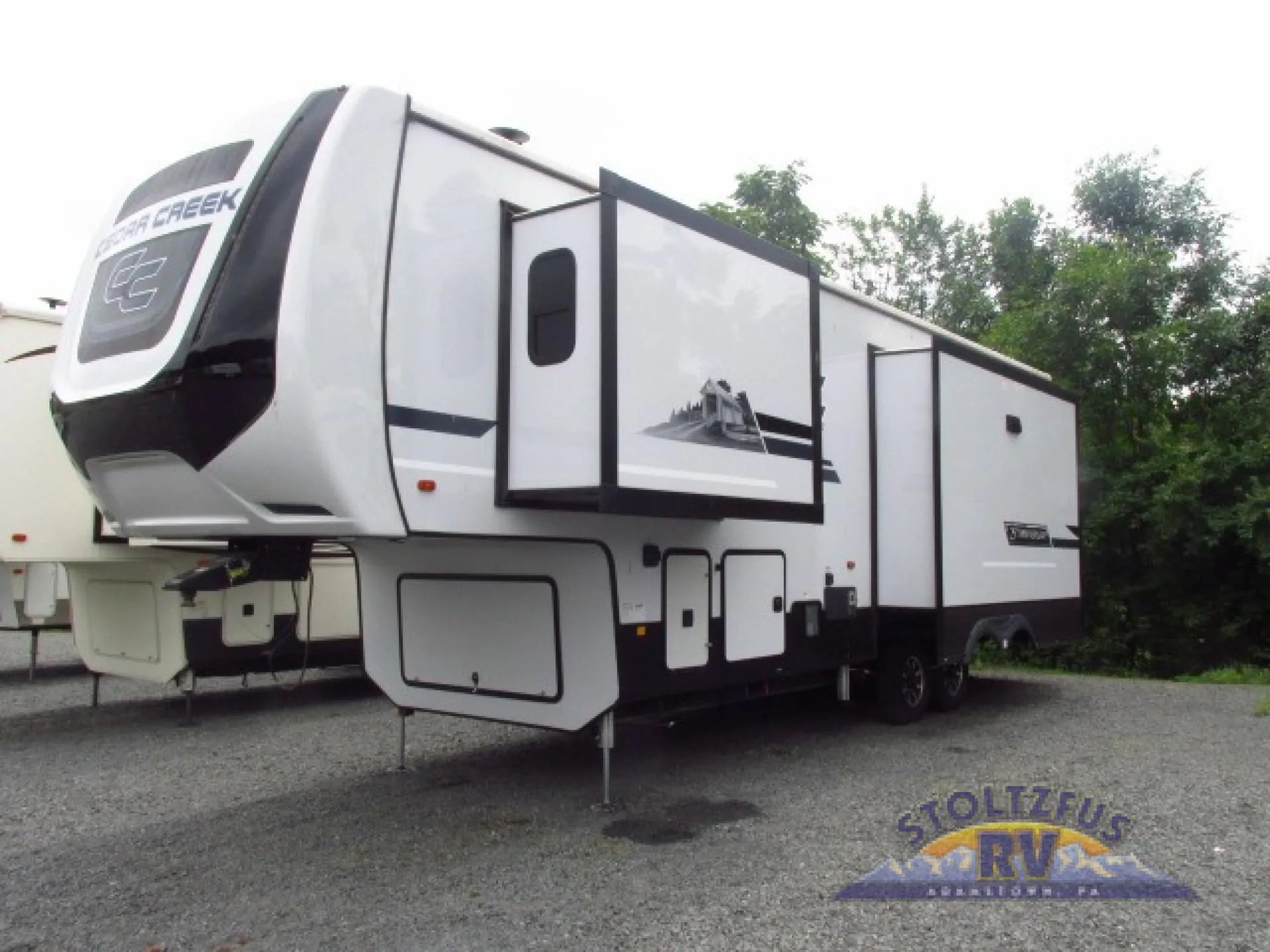 2024 Forest River Cedar Creek Experience 2925RL - Photo 3