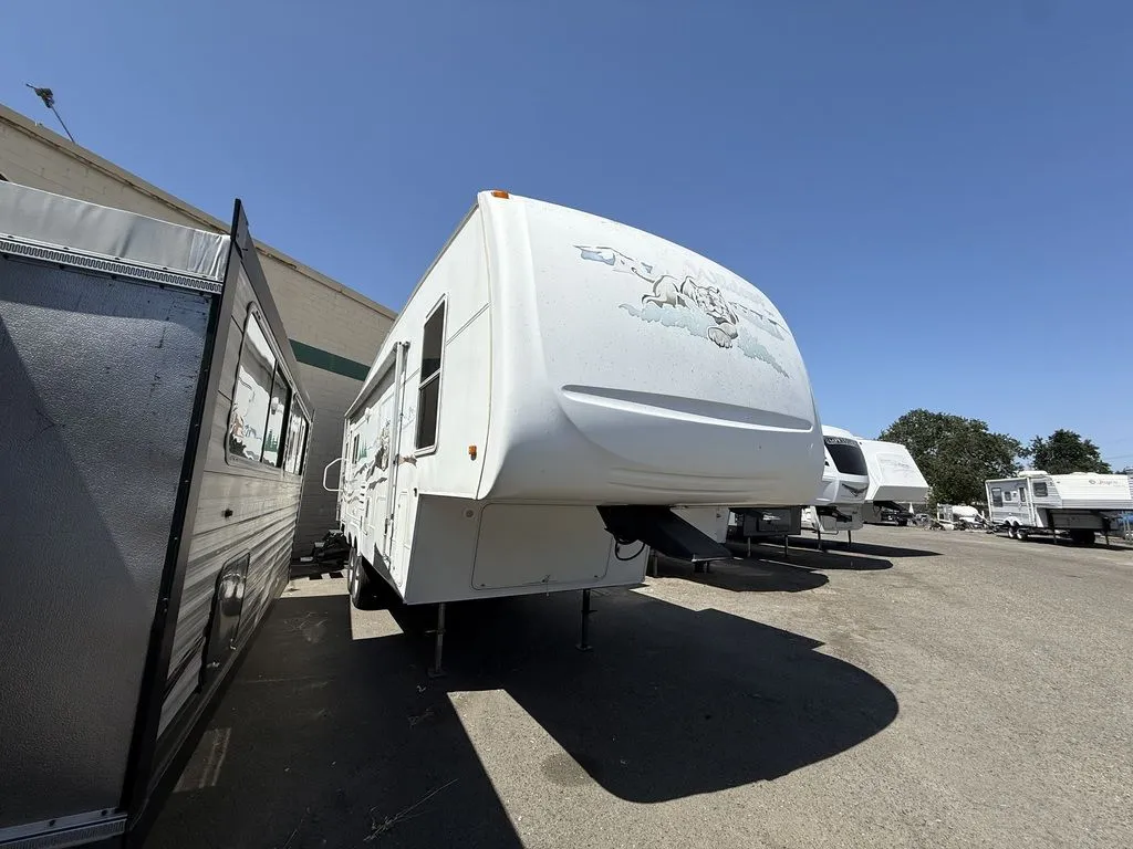 2005 FOREST RIVER WILDCAT 29RLBS - Photo 2