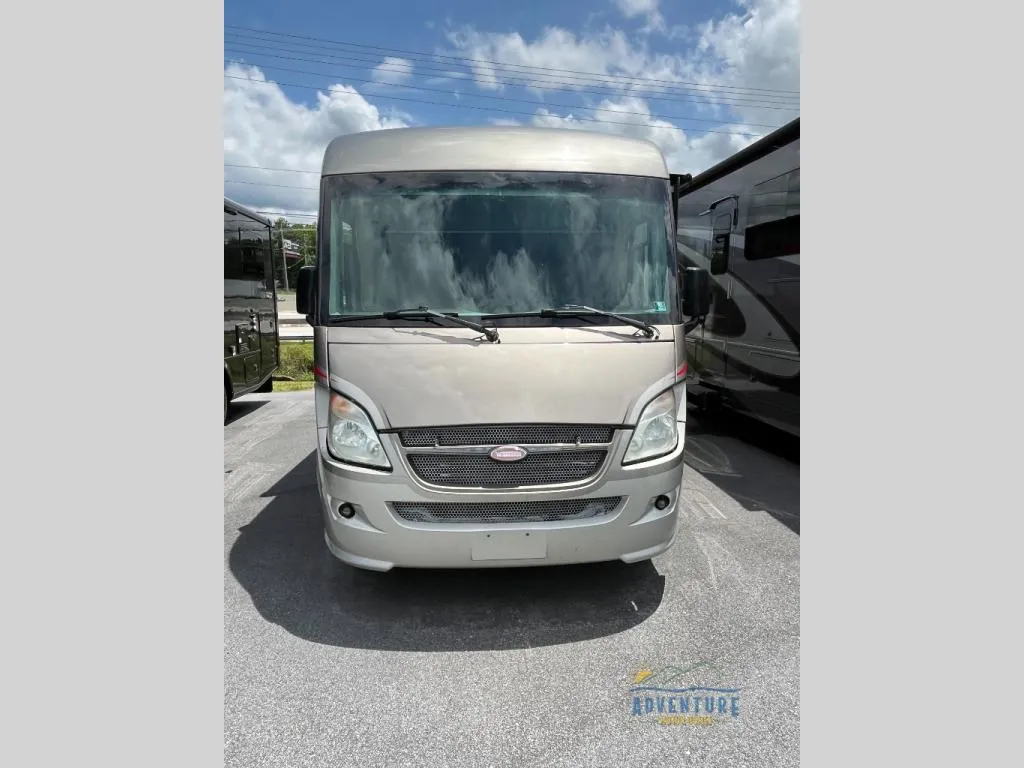 2010 Winnebago Via 25R - Photo 3