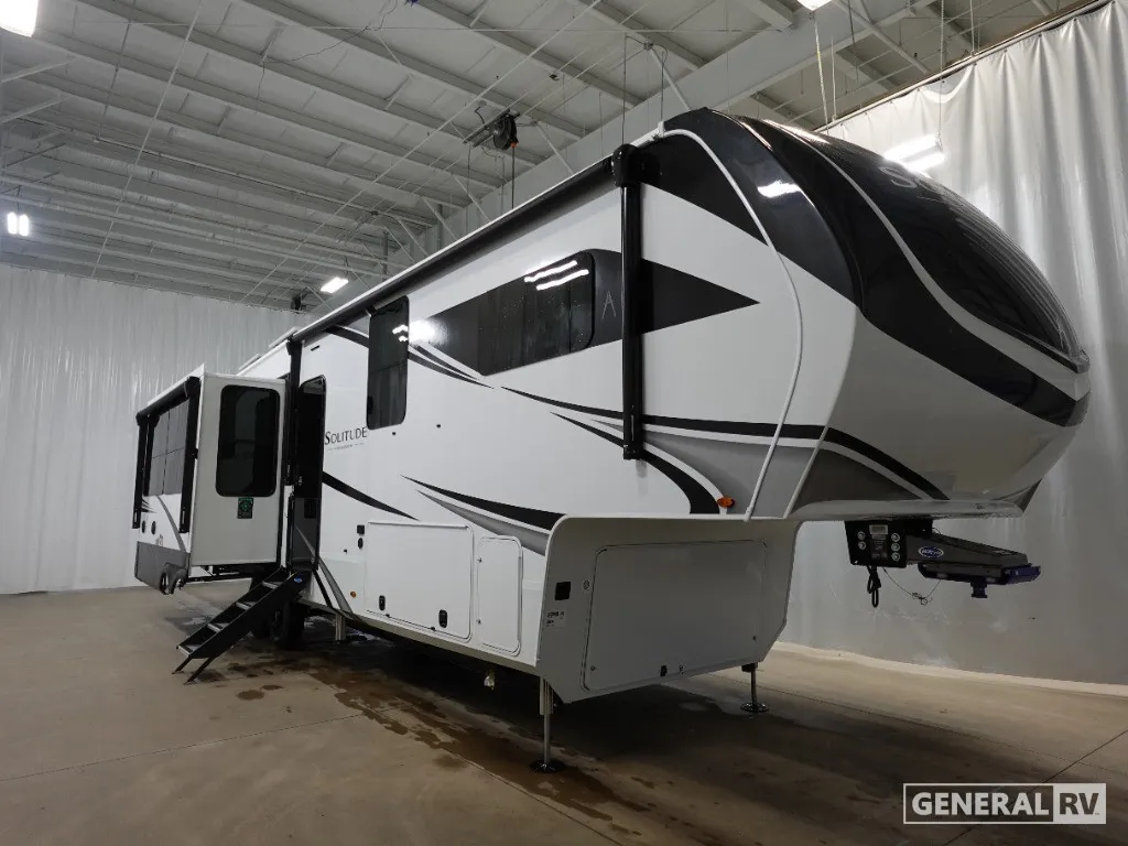 2026 Grand Design Solitude 370DV - Photo 2
