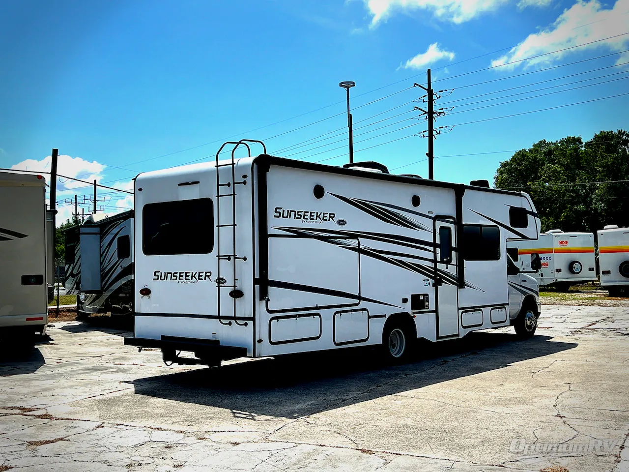 2023 Forest River Sunseeker Classic 2860DS dealer photo 2 from Optimum RV