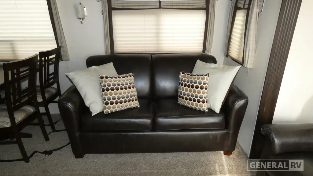 2018 Forest River Wildwood DLX 353FLFB, Photos photo 10